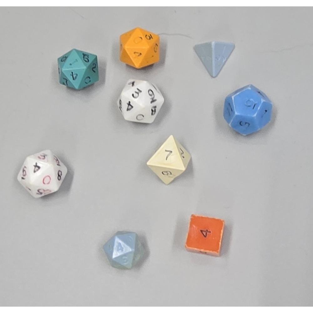 9x Mixed Polyhedral Dice Set D&D RPG Dungeons & Dragons TSR Holmes d4 d6 d12 d20